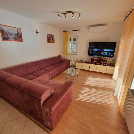 Villa Zvonimir Zagvozd Bagian luar foto