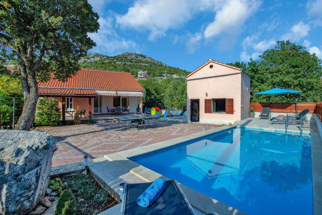 Villa Zvonimir Zagvozd Bagian luar foto