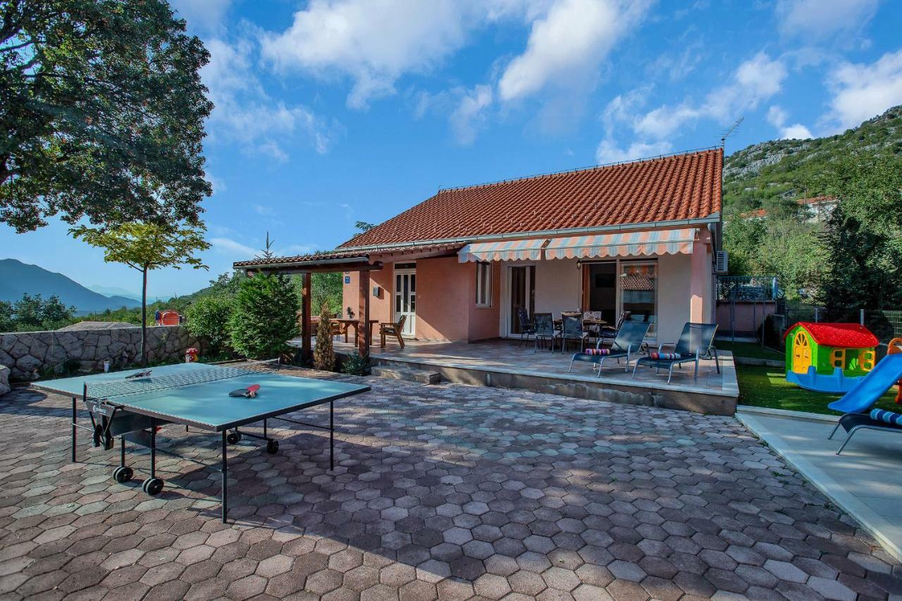 Villa Zvonimir Zagvozd Bagian luar foto